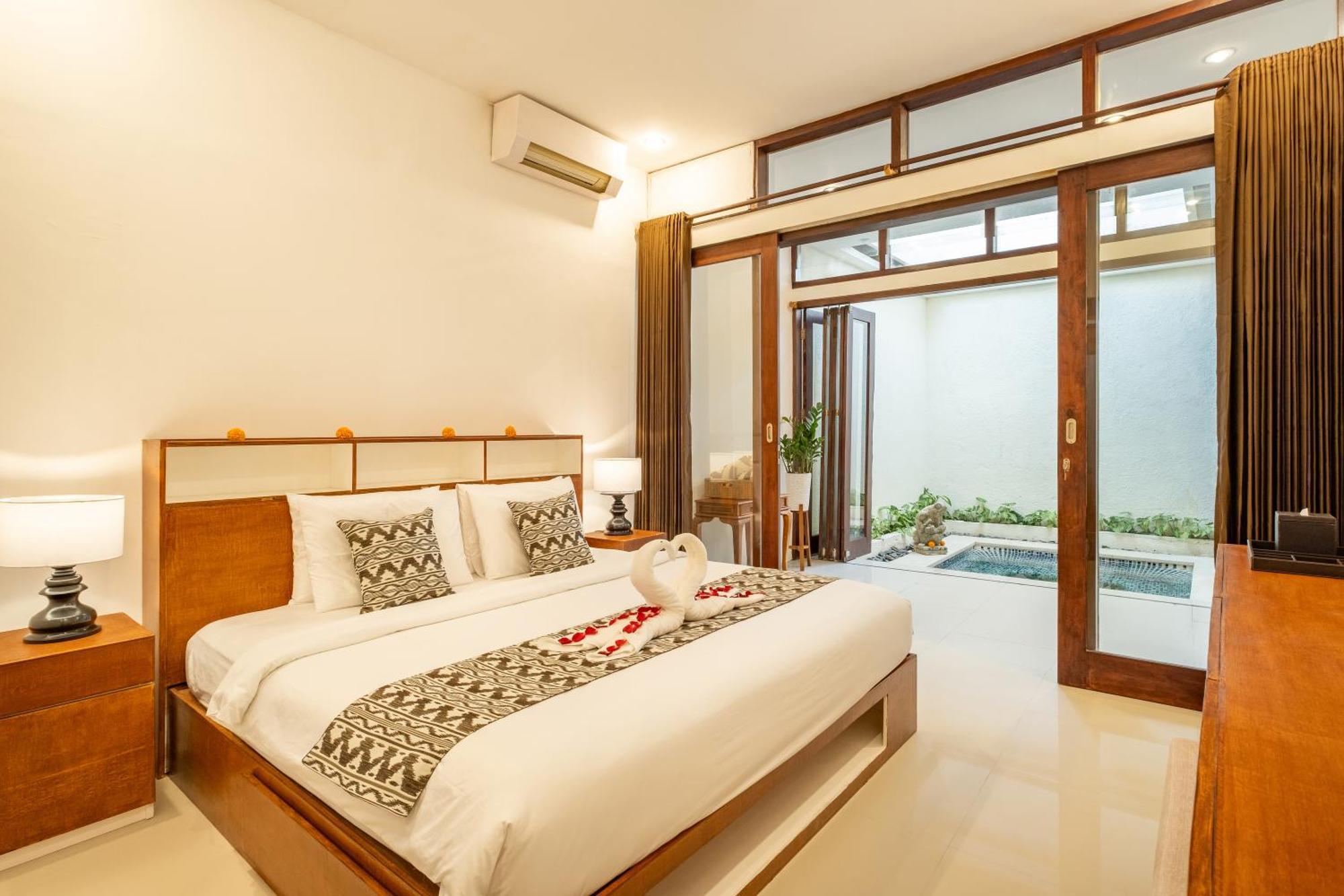 Seven * Seminyak (Bali)